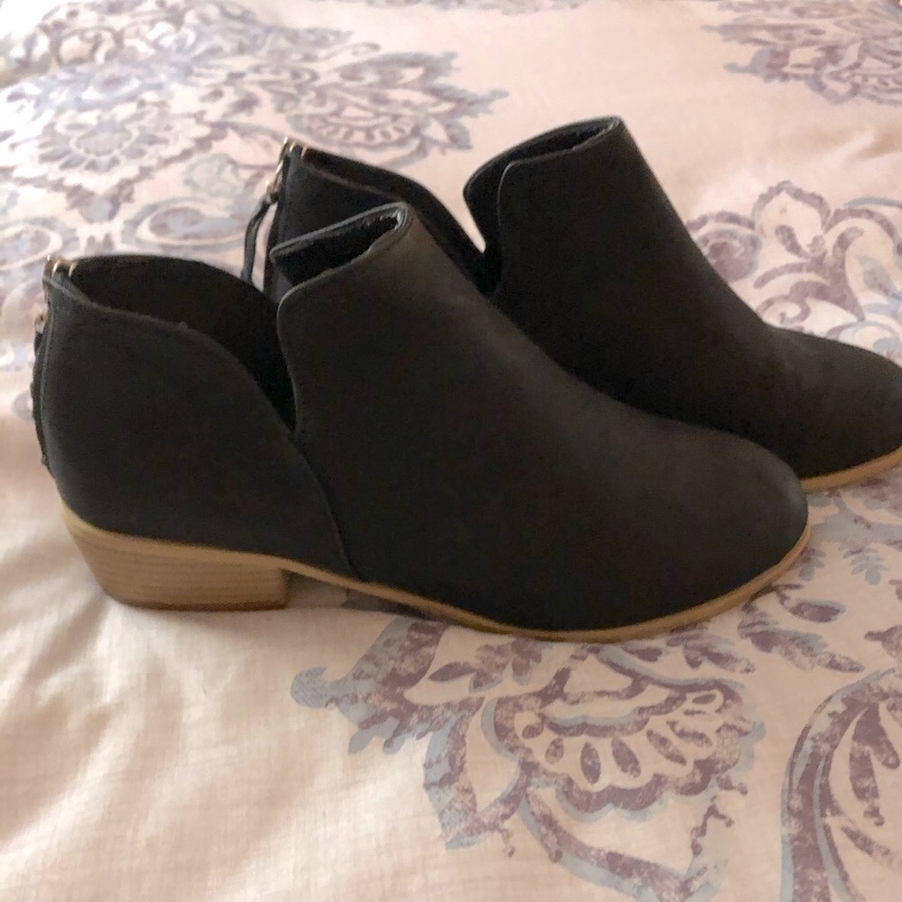 SHEIN BOOTIES